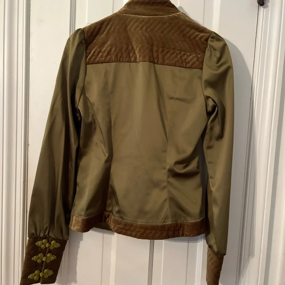 Size 4 jacket - Picture 3 of 3